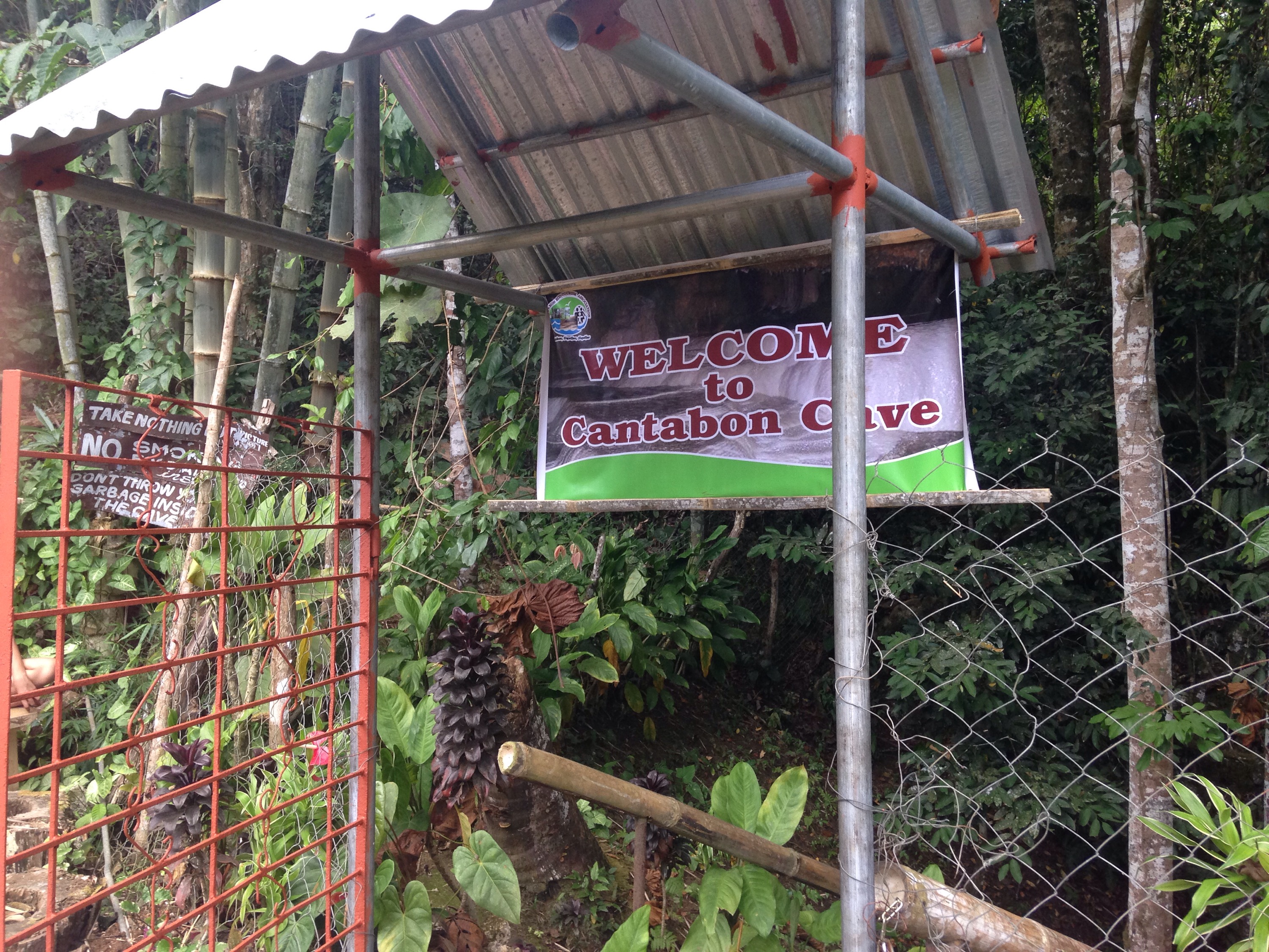 Cantabon Cave in Siquijor